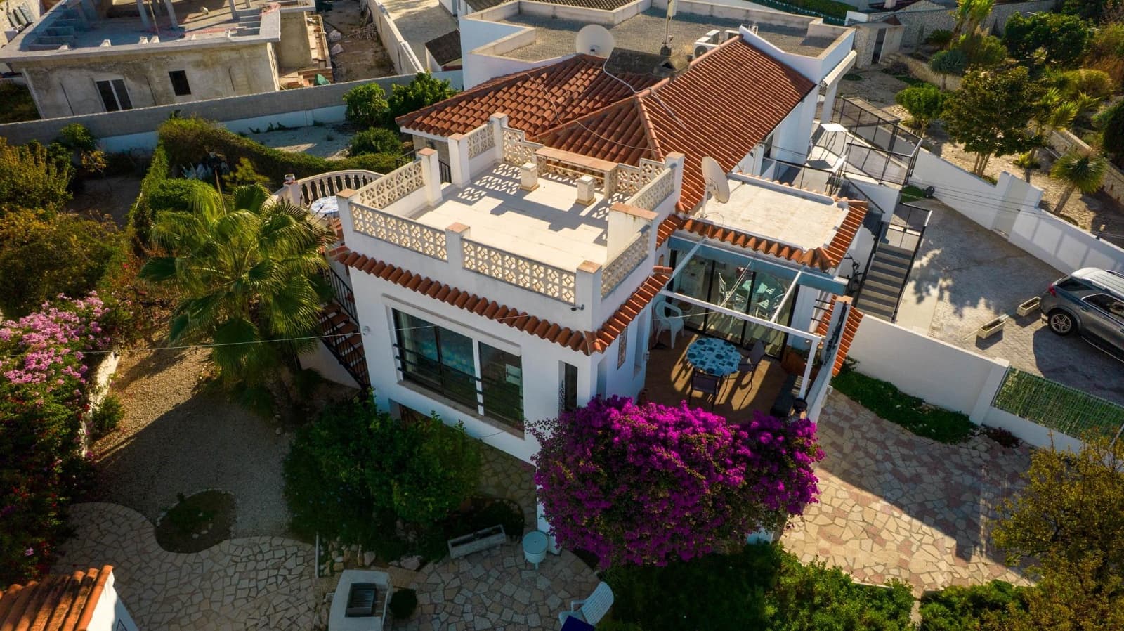 3 soveværelse Semi-Rækkehus til salg i Alfaz del Pi / L'Alfas del Pi med swimmingpool - € 550.000 (Ref: 9715630)