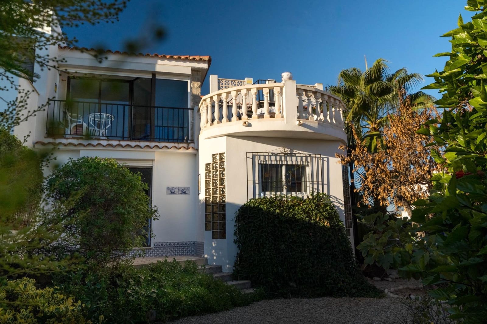 3 soveværelse Semi-Rækkehus til salg i Alfaz del Pi / L'Alfas del Pi med swimmingpool - € 550.000 (Ref: 9715630)