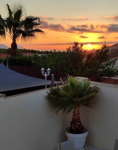 3 sovrum Villa till salu i La Nucia - 379 000 € (Ref: 9798360)