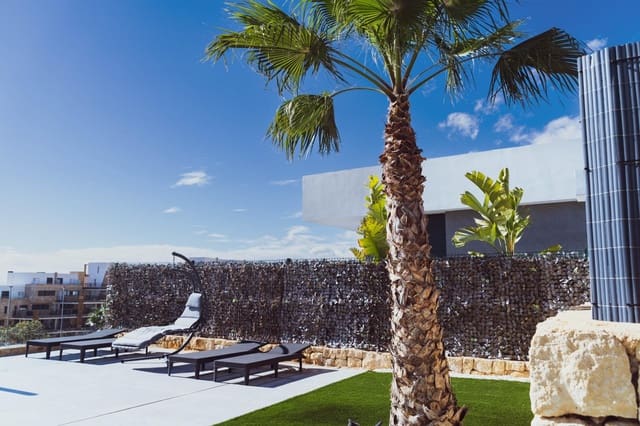 5 bedroom Villa for sale in Finestrat with pool - € 2,650,000 (Ref: 9798361)
