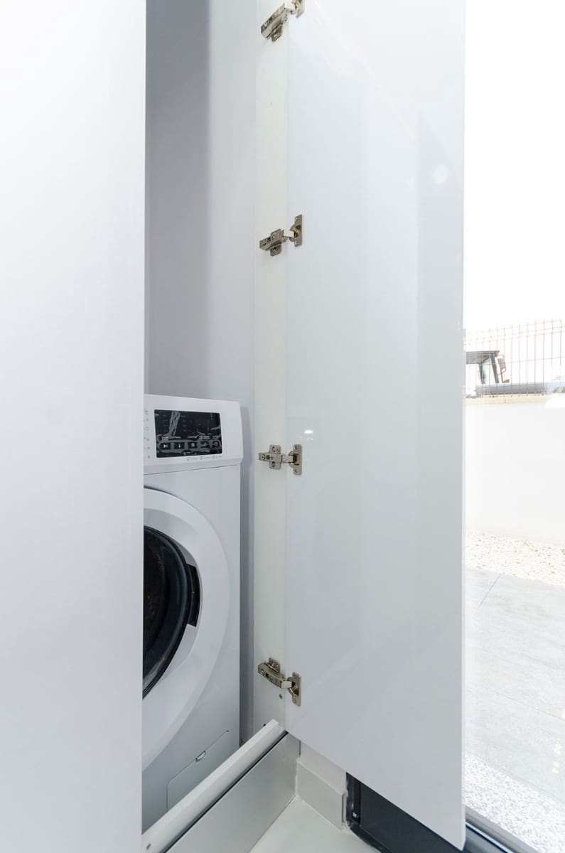 3 bedroom Villa for sale in Torrevieja with pool - € 424,000 (Ref: 9798367)