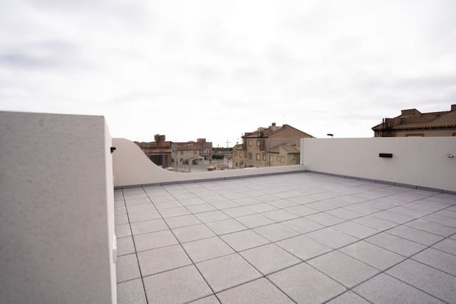 2 bedroom Apartment for sale in Pilar de la Horadada with pool - € 340,000 (Ref: 9798370)