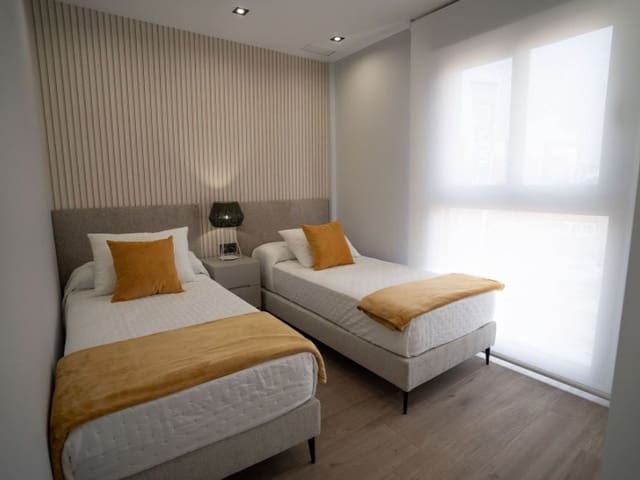 Apartamento de 2 habitaciones en Torre de la Horadada, Pilar de la Horadada en venta con piscina garaje - 340.000 € (Ref: 9798370)