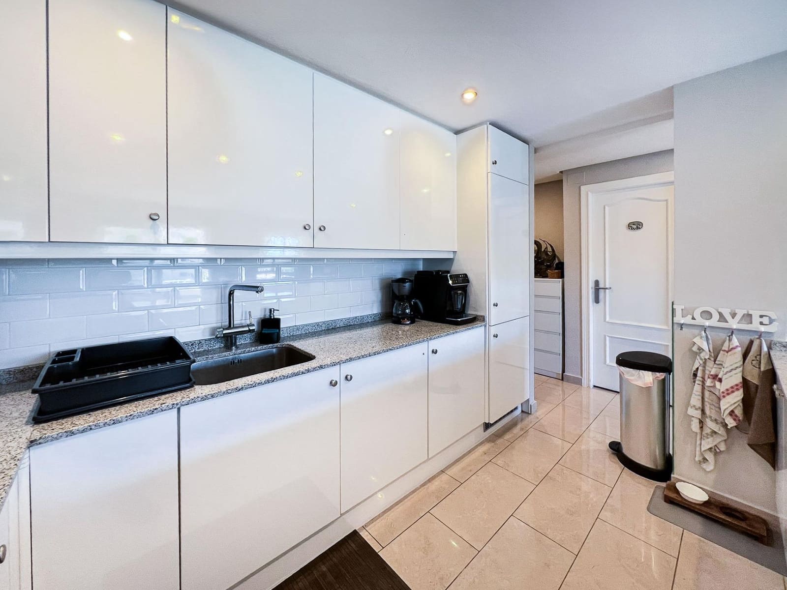 3 slaapkamer Appartement te koop in Alfaz del Pi / L'Alfas del Pi met zwembad - € 495.000 (Ref: 9856261)