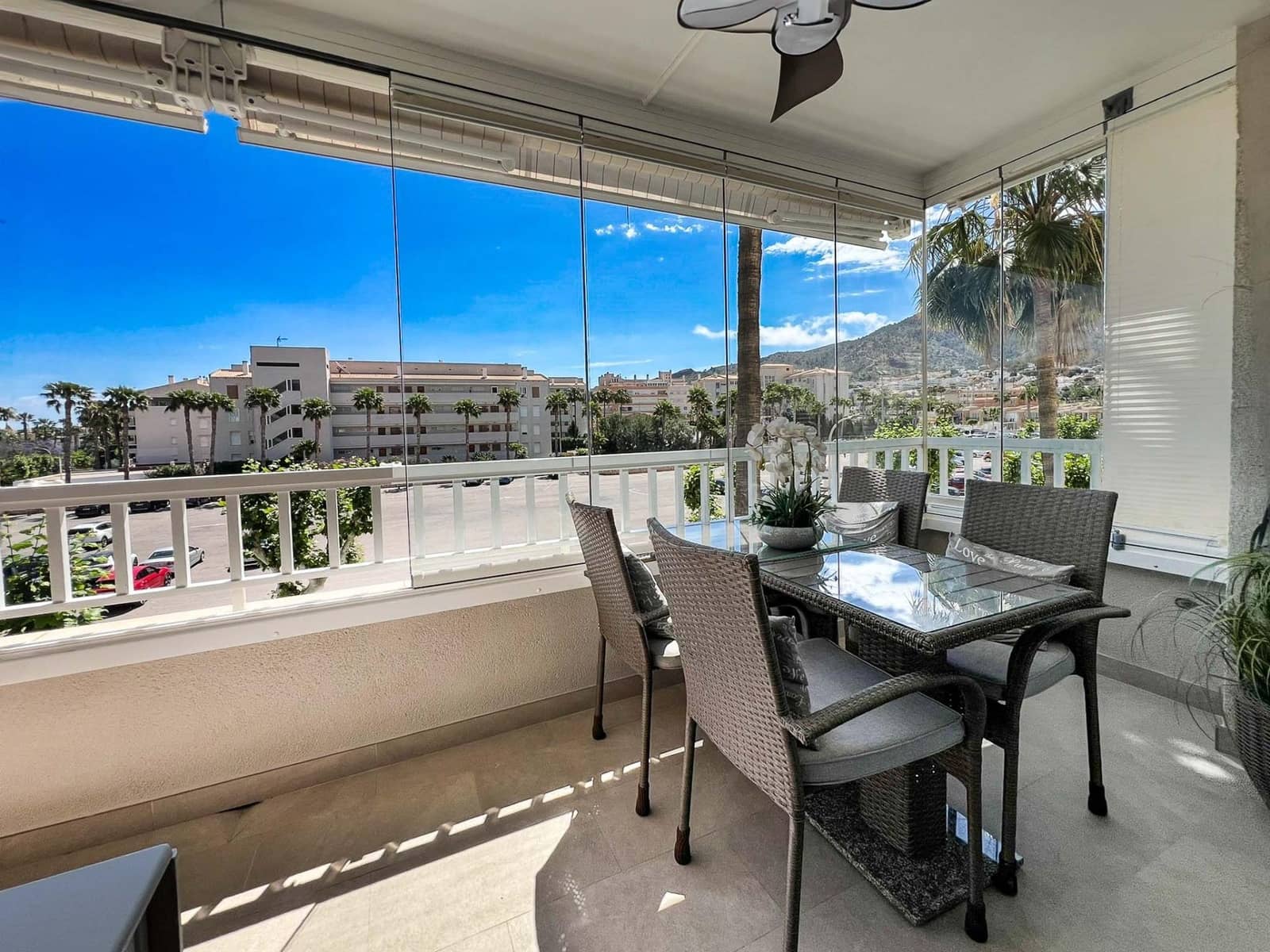 3 slaapkamer Appartement te koop in Alfaz del Pi / L'Alfas del Pi met zwembad - € 495.000 (Ref: 9856261)
