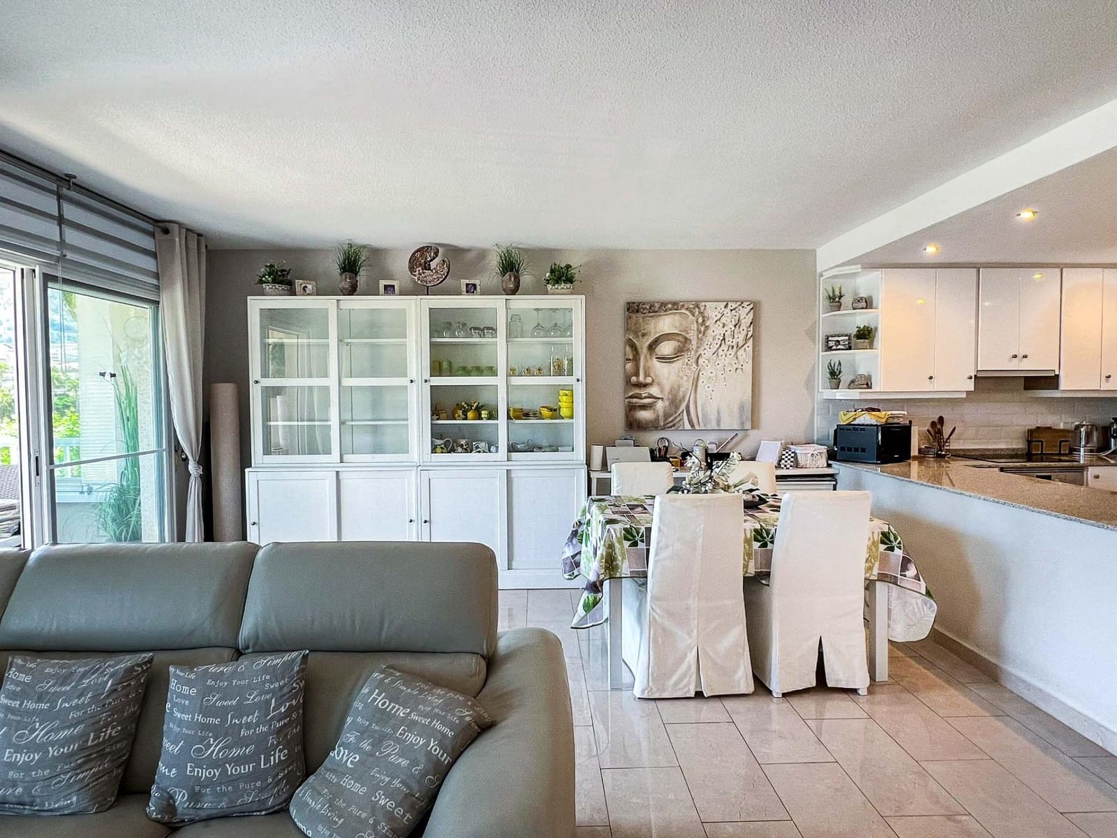 3 bedroom Apartment for sale in Alfaz del Pi / L'Alfas del Pi with pool - € 495,000 (Ref: 9856261)