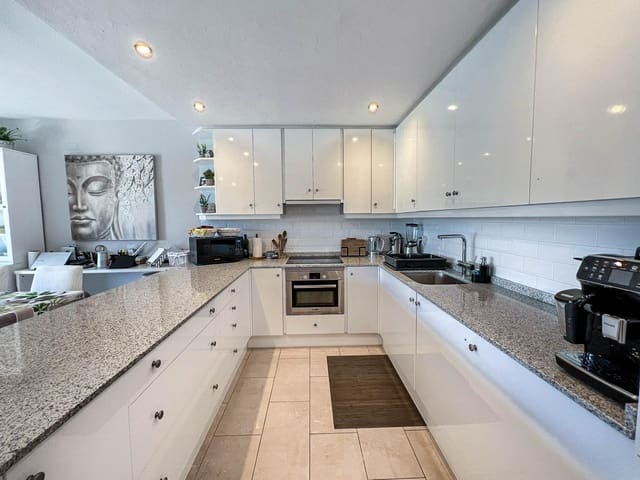3 quarto Apartamento para venda em Alfaz del Pi / L'Alfàs del Pi com piscina - 495 000 € (Ref: 9856261)