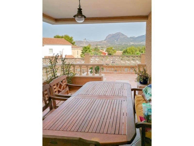 8 soverom Villa til salgs i Benidorm med svømmebasseng - € 945 000 (Ref: 9861727)