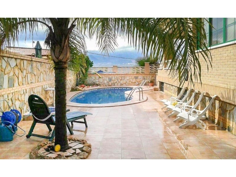 8 soverom Villa til salgs i Benidorm med svømmebasseng - € 945 000 (Ref: 9861727)