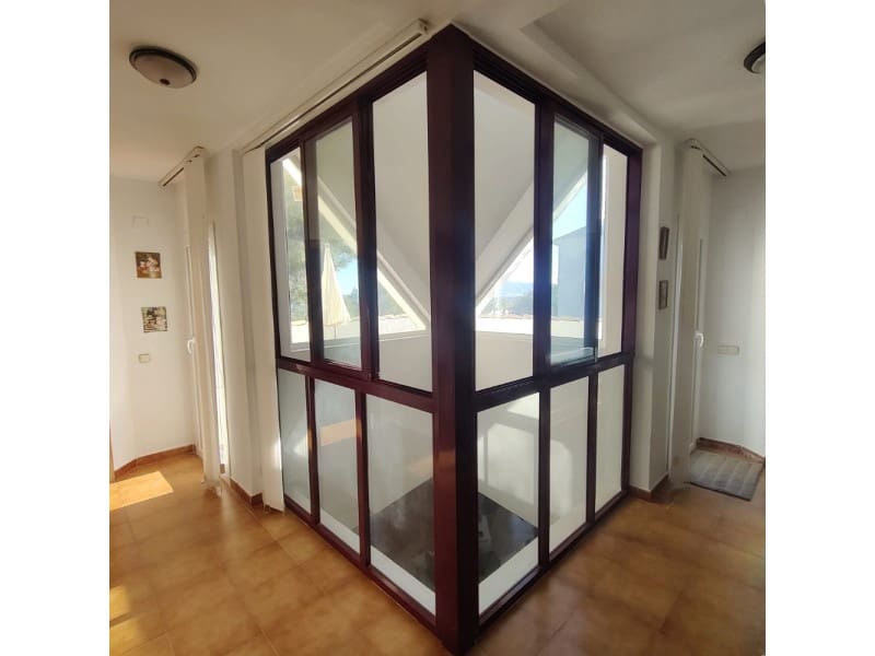 4 slaapkamer Villa te koop in Callosa d'En Sarria met zwembad - € 525.000 (Ref: 9975716)