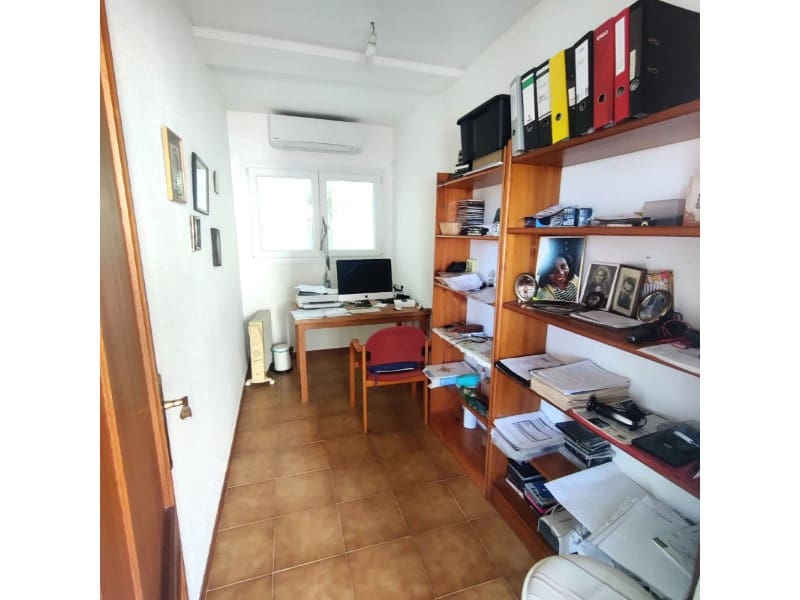 4 slaapkamer Villa te koop in Callosa d'En Sarria met zwembad - € 525.000 (Ref: 9975716)
