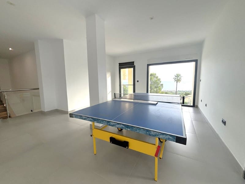 5 bedroom Villa for sale in Altea la Vella with pool garage - € 3,499,000 (Ref: 9975717)