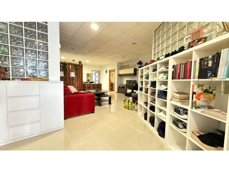 Erhverv til salg i San Miguel de Salinas - € 225.750 (Ref: 9975746)