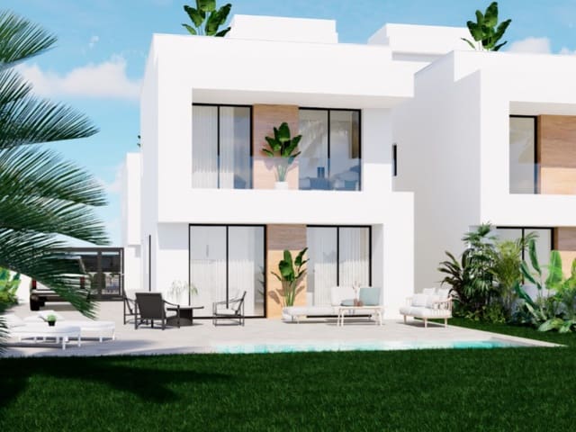 Chalet de 3 habitaciones en La Zenia, Orihuela en venta con piscina - 495.000 € (Ref: 9975750)