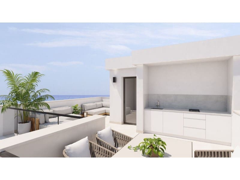 3 bedroom Villa for sale in Los Alcazares with pool - € 659,000 (Ref: 9975751)