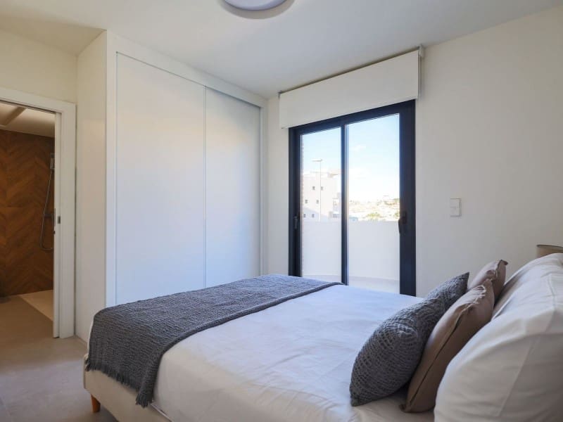 3 sovrum Villa till salu i Campoamor med pool - 590 000 € (Ref: 9975753)
