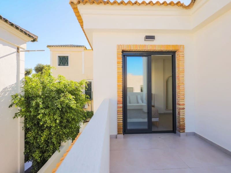 3 sovrum Villa till salu i Campoamor med pool - 590 000 € (Ref: 9975753)
