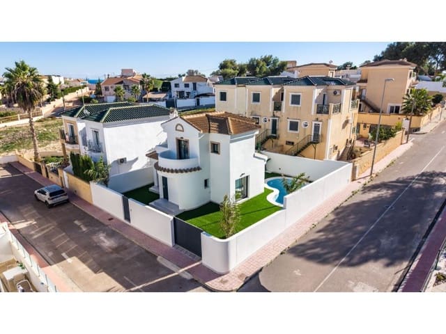 3 soveværelse Villa til salg i Campoamor, Orihuela med swimmingpool - € 590.000 (Ref: 9975753)