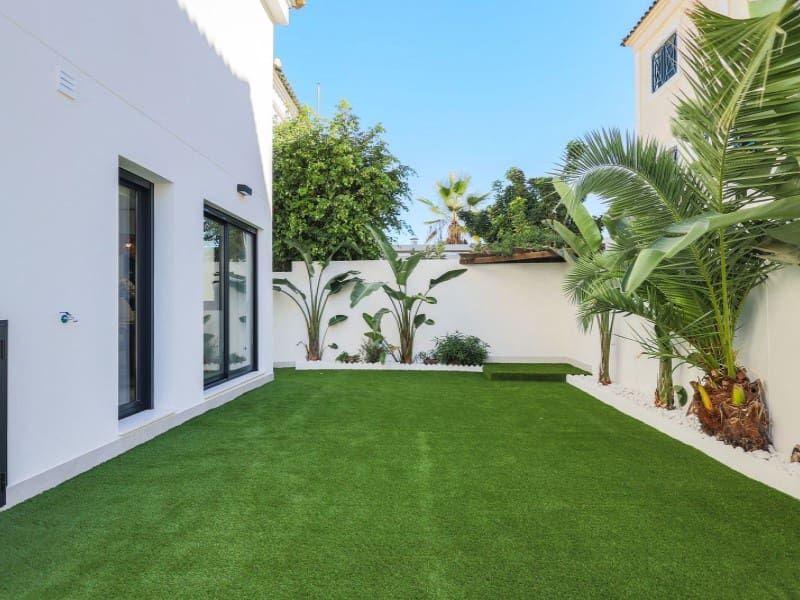 3 sovrum Villa till salu i Campoamor med pool - 590 000 € (Ref: 9975753)