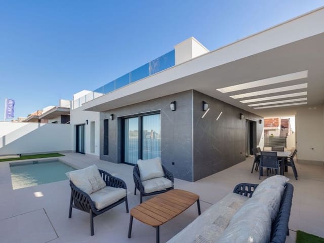 3 soverom Villa til salgs i Nueva Torrevieja - Aguas Nuevas, Torrevieja med svømmebasseng garasje - € 595 000 (Ref: 9975754)