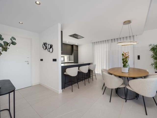 3 soverom Villa til salgs i Nueva Torrevieja - Aguas Nuevas, Torrevieja med svømmebasseng garasje - € 595 000 (Ref: 9975754)