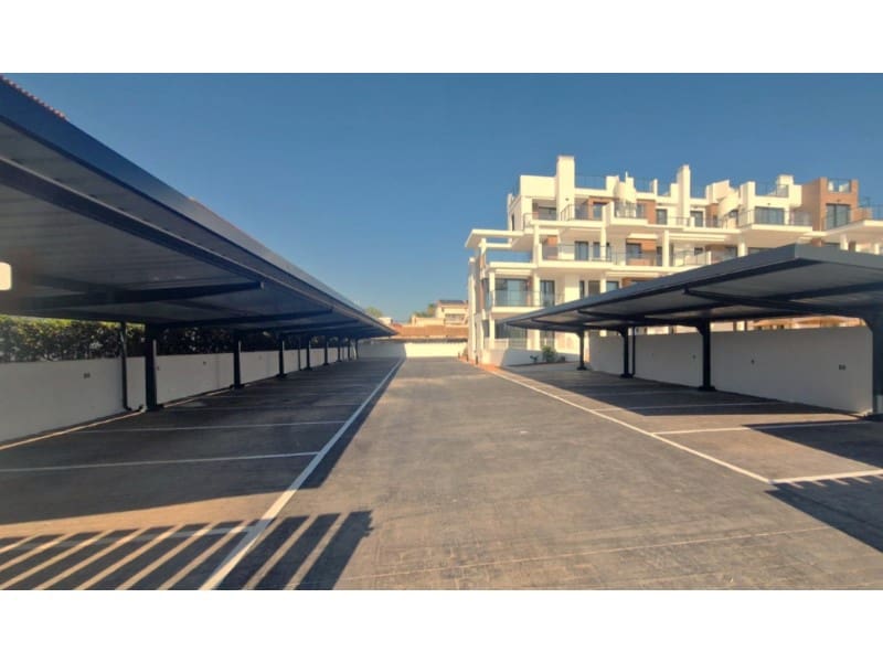2 soverom Leilighet til salgs i Denia med svømmebasseng garasje - € 269 000 (Ref: 9975756)