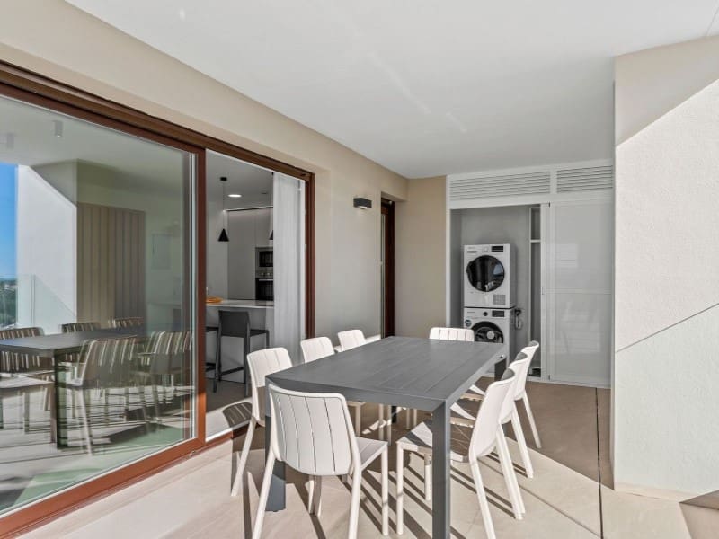 3 bedroom Flat for sale in Los Alcazares with pool - € 324,900 (Ref: 9975757)