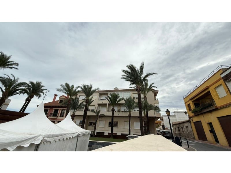 3 slaapkamer Flat te koop in San Miguel de Salinas - € 155.000 (Ref: 9975767)