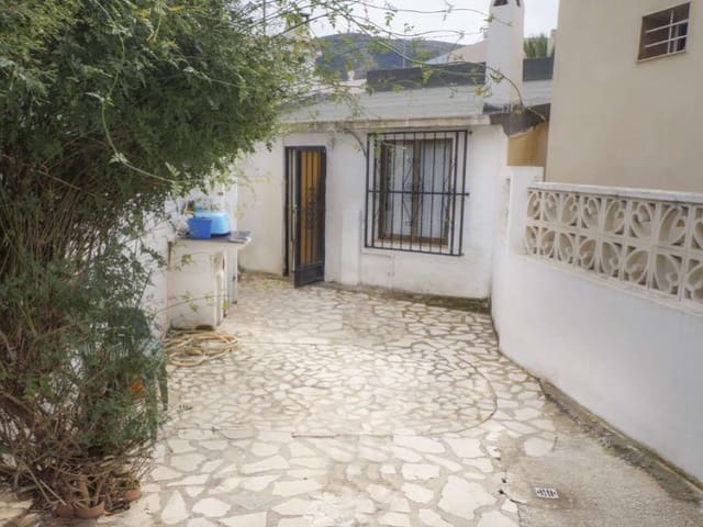 3 soverom Villa til salgs i Albir, Alfaz del Pi / L'Alfàs del Pi med garasje - € 516 000 (Ref: 9975768)