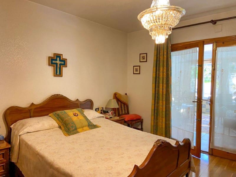 Chalet de 5 habitaciones en Benidorm en venta con piscina garaje - 745.000 € (Ref: 9975772)