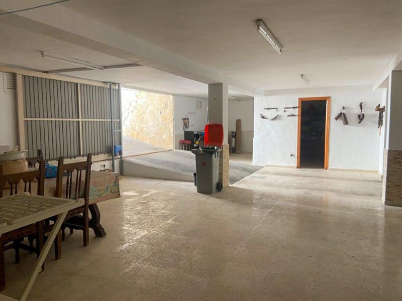 Chalet de 5 habitaciones en Benidorm en venta con piscina garaje - 745.000 € (Ref: 9975772)