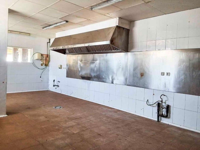 Komercyjne na sprzedaż w Altea - 695 000 € (Ref: 9975777)