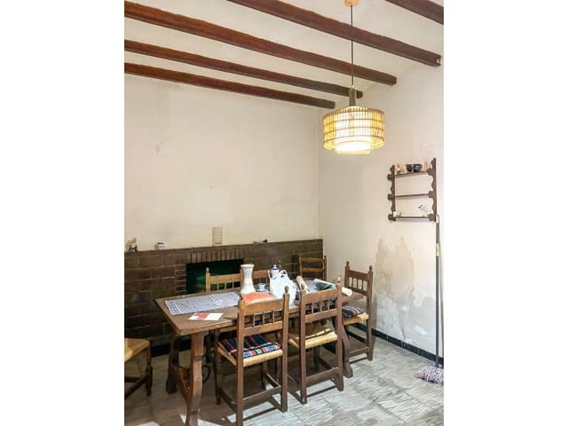 4 slaapkamer Finca/Landhuis te koop in Pueblo - Urbanizaciones, Alfaz del Pi / L'Alfàs del Pi - € 225.000 (Ref: 9975778)
