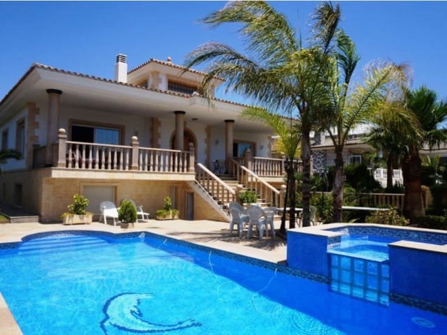 12 soverom Villa til salgs i Pueblo - Urbanizaciones, Alfaz del Pi / L'Alfàs del Pi med svømmebasseng garasje - € 1 300 000 (Ref: 9976926)