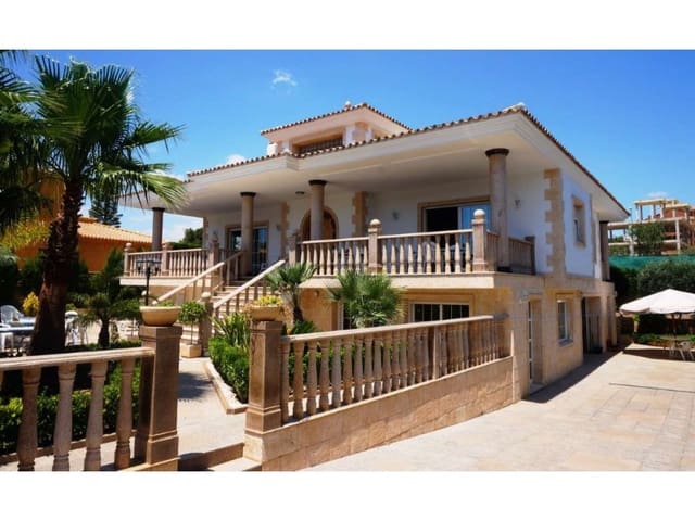 12 soverom Villa til salgs i Pueblo - Urbanizaciones, Alfaz del Pi / L'Alfàs del Pi med svømmebasseng garasje - € 1 300 000 (Ref: 9976926)