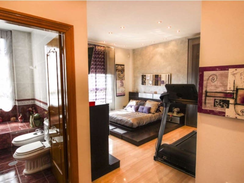 Chalet de 5 habitaciones en Benidorm en venta con piscina garaje - 1.500.000 € (Ref: 9976927)