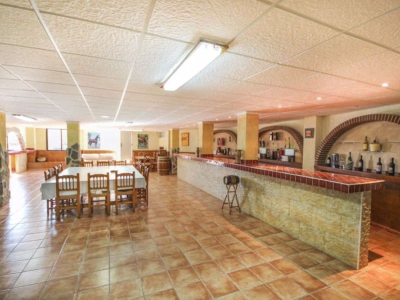 Chalet de 5 habitaciones en Benidorm en venta con piscina garaje - 1.500.000 € (Ref: 9976927)