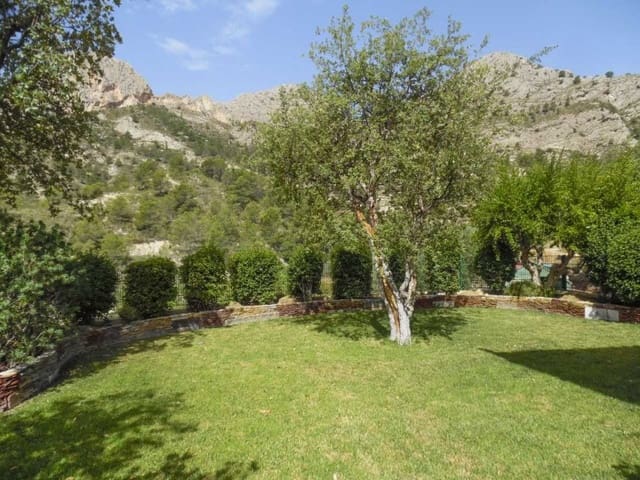 4 soveværelse Villa til salg i Finestrat Pueblo, Finestrat med swimmingpool garage - € 950.000 (Ref: 9976932)