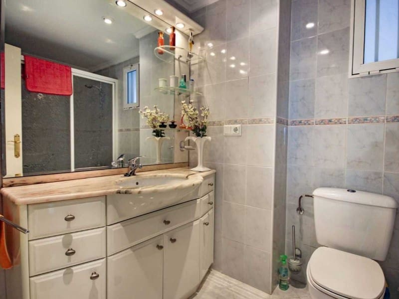 2 soverom Leilighet til salgs i La Villajoyosa / Vila Joiosa med svømmebasseng garasje - € 399 000 (Ref: 9976935)