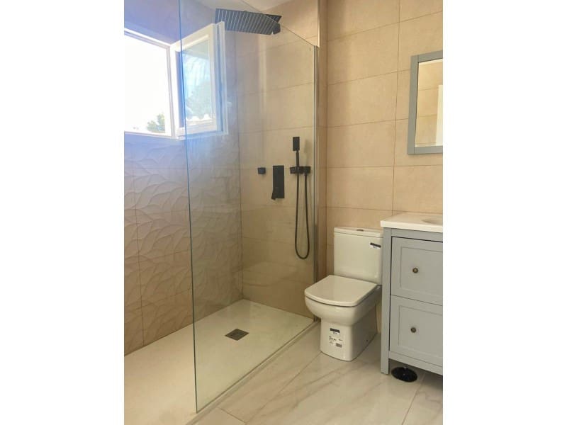 4 slaapkamer Villa te koop in La Nucia met zwembad - € 586.000 (Ref: 9976936)