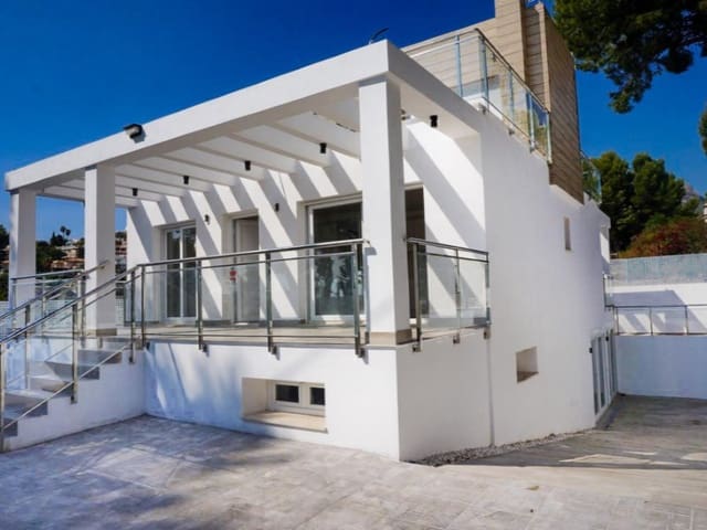 4 quarto Moradia para venda em Coloma  , La Nucia com piscina - 586 000 € (Ref: 9976936)
