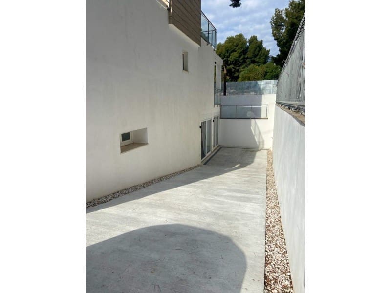 4 slaapkamer Villa te koop in La Nucia met zwembad - € 586.000 (Ref: 9976936)