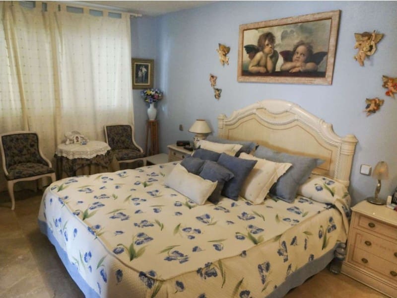 Chalet de 5 habitaciones en Alfaz del Pi / L'Alfàs del Pi en venta con piscina - 1.200.000 € (Ref: 9976937)