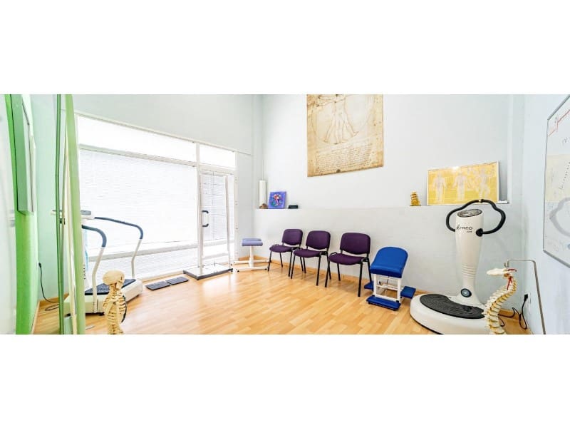 Kommersiell til salgs i Alfaz del Pi / L'Alfas del Pi - € 229 000 (Ref: 9976940)