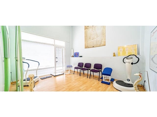 Erhverv til salg i Pueblo - Urbanizaciones, Alfaz del Pi / L'Alfàs del Pi - € 229.000 (Ref: 9976940)