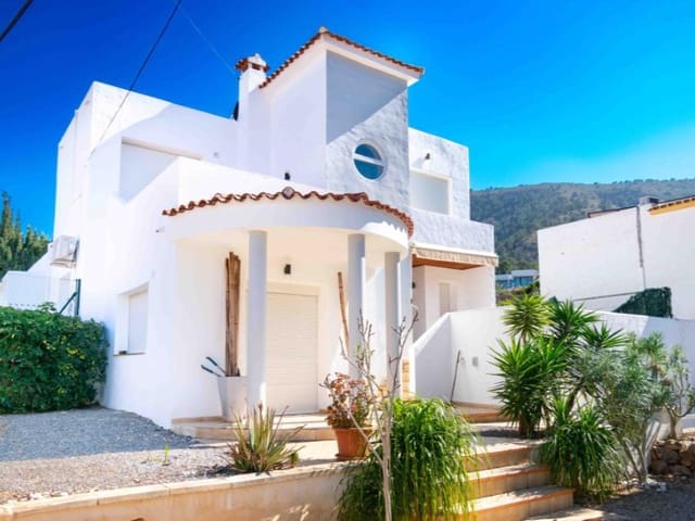 4 Zimmer Villa zu verkaufen in Albir, Alfaz del Pi / L'Alfàs del Pi mit Pool Garage - 650.000 € (Ref: 9976942)
