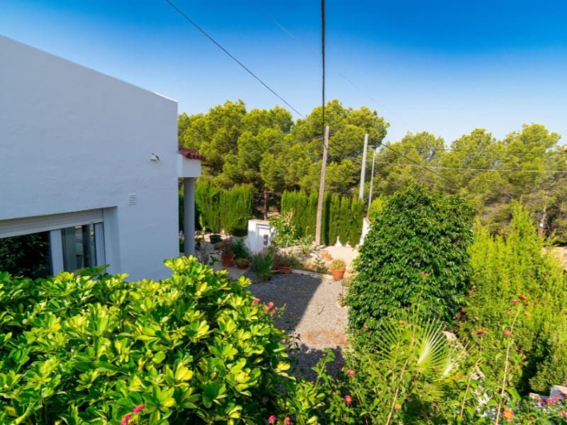 4 slaapkamer Villa te koop in Albir met zwembad garage - € 650.000 (Ref: 9976942)