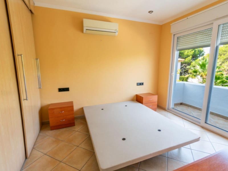 4 slaapkamer Villa te koop in Albir met zwembad garage - € 650.000 (Ref: 9976942)