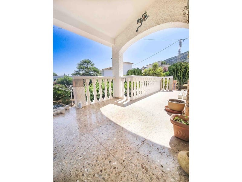 3 soverom Villa til salgs i Albir med svømmebasseng garasje - € 650 000 (Ref: 9976943)
