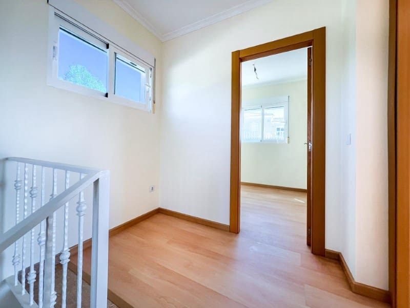4 slaapkamer Villa te koop in Alfaz del Pi / L'Alfas del Pi met zwembad garage - € 745.000 (Ref: 9976945)